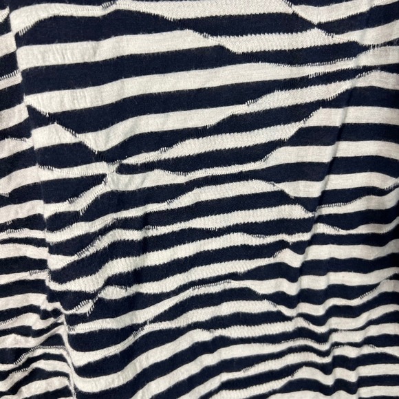 BLUE Saks Fifth Avenue Striped 3/4 Sleeve Top Women's‎ M/M Navy Cream - Picture 7 of 9